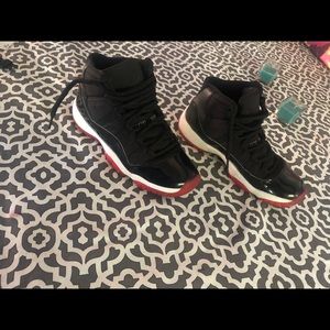 Men’s Jordan Bred shoes!